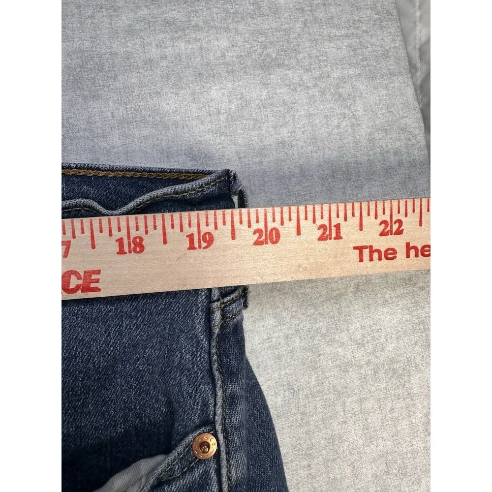 Levis those zipper